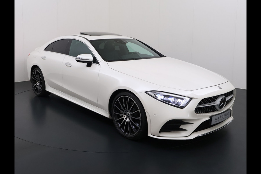Mercedes-Benz CLS-Klasse 450 4Matic AMG // Burmester // 360 Camera // Sunroof // Trekhaak // 20 inch // Designo White // Distronic