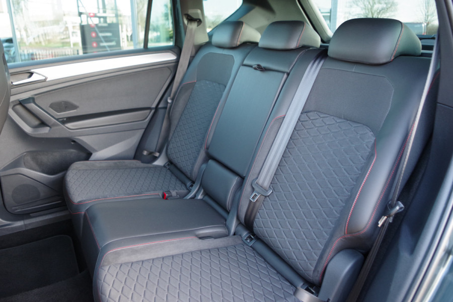 Seat Tarraco 1.4 TSI e-Hybrid PHEV 245 PK FR BNS Intense, Trekhaak, Memory, 4 x Stoelverwarming