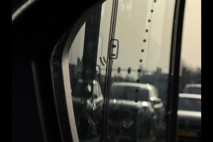 Renault Austral 1.2 E-Tech full hybrid 200 iconic STOEL STUURVERWARMING | 1/2 LEDER | 360 CAMERA