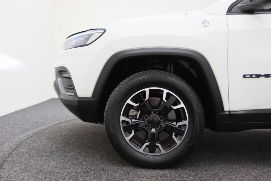 Jeep Compass 4xe 240 Plug-in Hybrid Electric Trailhawk