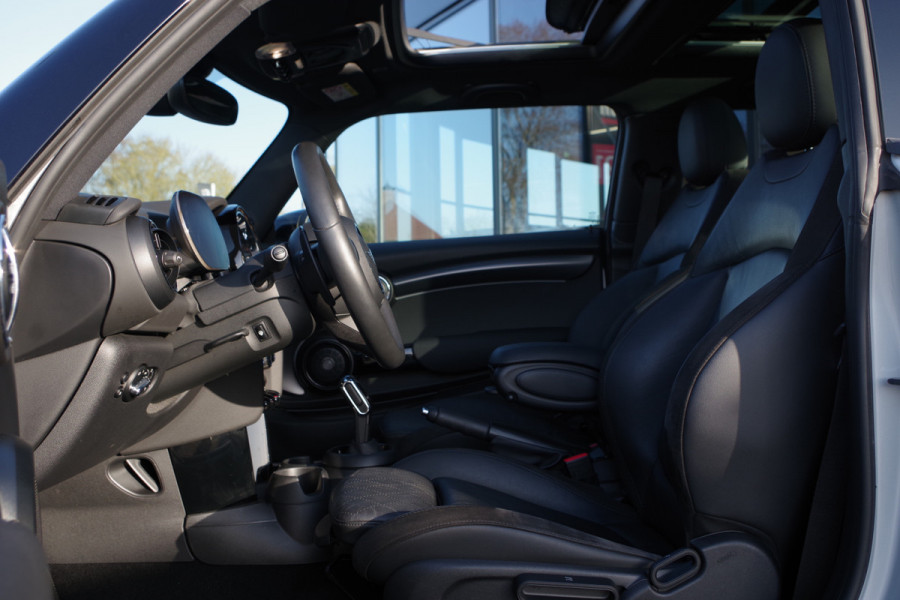MINI Mini 2.0 Cooper S MINI Yours 180 PK Automaat, Leder, Panoramdak, Head-Up, Carplay, H/K Sound