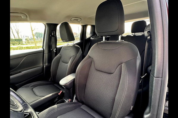 Jeep Renegade 1.4 MultiAir Night Eagle II Limited Automaat | Trekhaak | Xenon | Adaptive CC | Navi | Dealer-onderhouden |