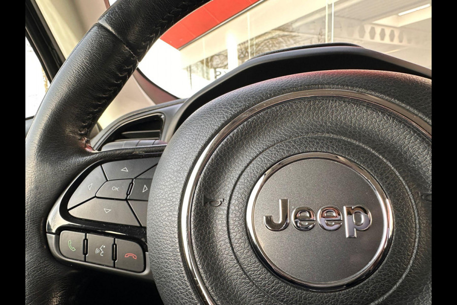 Jeep Renegade 1.4 MultiAir Night Eagle II Limited Automaat | Trekhaak | Xenon | Adaptive CC | Navi | Dealer-onderhouden |
