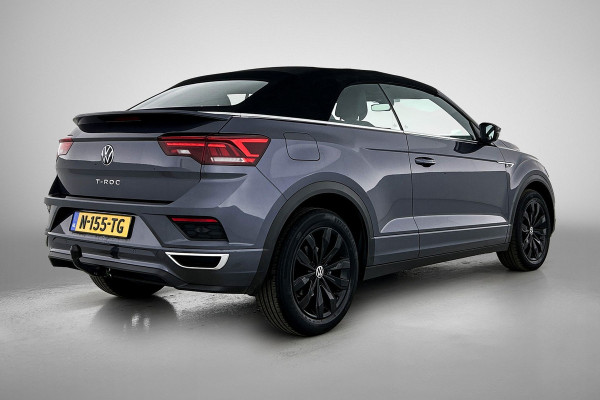 Volkswagen T-Roc Cabrio 1.5 TSI R-Line(Goed OndH, Navi, Trekhaak, StoelV, Parkeersensor V+A, Carplay, Etc)