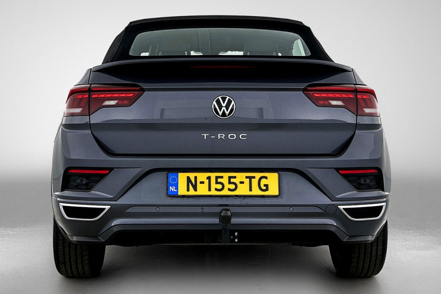 Volkswagen T-Roc Cabrio 1.5 TSI R-Line(Goed OndH, Navi, Trekhaak, StoelV, Parkeersensor V+A, Carplay, Etc)