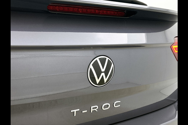 Volkswagen T-Roc Cabrio 1.5 TSI R-Line(Goed OndH, Navi, Trekhaak, StoelV, Parkeersensor V+A, Carplay, Etc)
