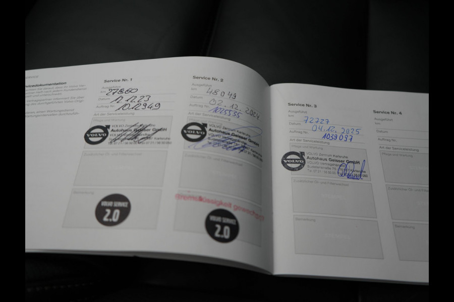 Volvo XC90 T8 Recharge AWD Ultimate Dark 7 Persoons LONG RANGE Plug In Hybrid 455pk Dealer O.H. PHEV | Trekhaak Af Fabriek | Panodak | Luchtvering | Adaptive Cruise | 360 Camera | Harman / Kardon | Lederen Sportstoelen Memory & Verwarmd | Google Assistent | Keyless | 22"L.M |