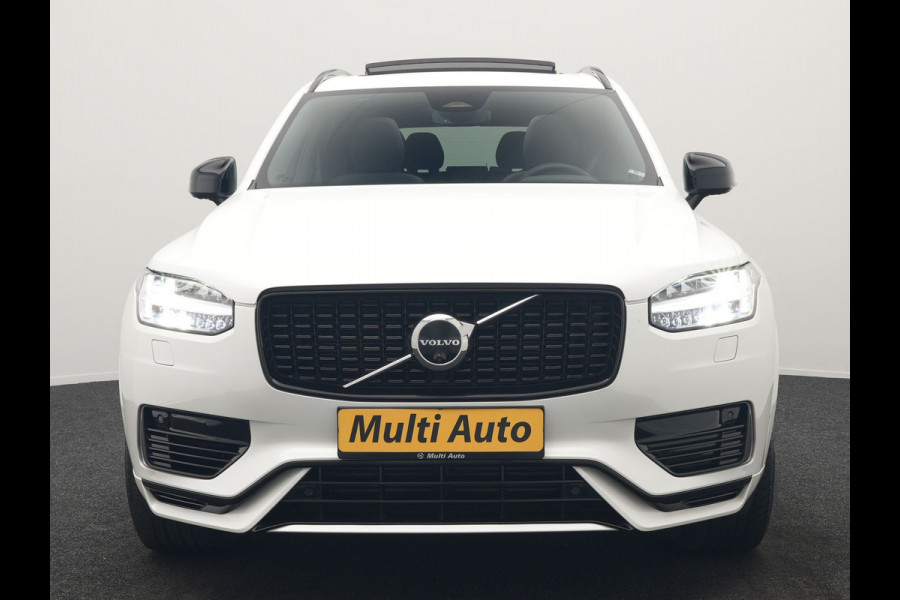 Volvo XC90 T8 Recharge AWD Ultimate Dark 7 Persoons LONG RANGE Plug In Hybrid 455pk Dealer O.H. PHEV | Trekhaak Af Fabriek | Panodak | Luchtvering | Adaptive Cruise | 360 Camera | Harman / Kardon | Lederen Sportstoelen Memory & Verwarmd | Google Assistent | Keyless | 22"L.M |