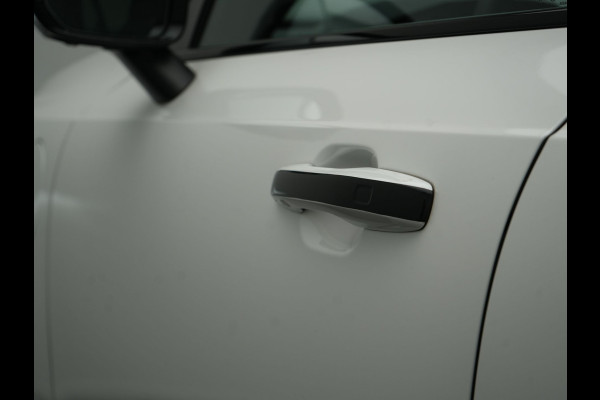 Volvo XC90 T8 Recharge AWD Ultimate Dark 7 Persoons LONG RANGE Plug In Hybrid 455pk Dealer O.H. PHEV | Trekhaak Af Fabriek | Panodak | Luchtvering | Adaptive Cruise | 360 Camera | Harman / Kardon | Lederen Sportstoelen Memory & Verwarmd | Google Assistent | Keyless | 22"L.M |