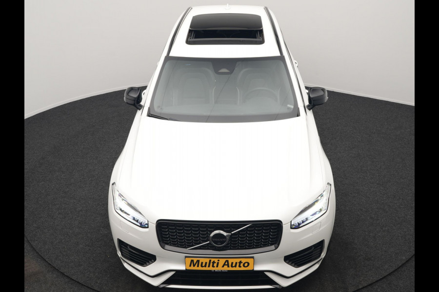 Volvo XC90 T8 Recharge AWD Ultimate Dark 7 Persoons LONG RANGE Plug In Hybrid 455pk Dealer O.H. PHEV | Trekhaak Af Fabriek | Panodak | Luchtvering | Adaptive Cruise | 360 Camera | Harman / Kardon | Lederen Sportstoelen Memory & Verwarmd | Google Assistent | Keyless | 22"L.M |