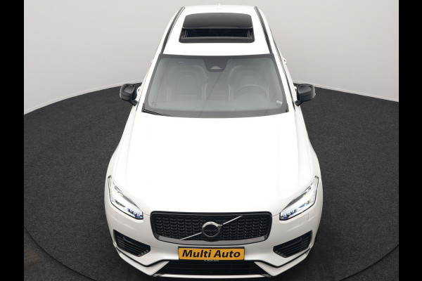 Volvo XC90 T8 Recharge AWD Ultimate Dark 7 Persoons LONG RANGE Plug In Hybrid 455pk Dealer O.H. PHEV | Trekhaak Af Fabriek | Panodak | Luchtvering | Adaptive Cruise | 360 Camera | Harman / Kardon | Lederen Sportstoelen Memory & Verwarmd | Google Assistent | Keyless | 22"L.M |