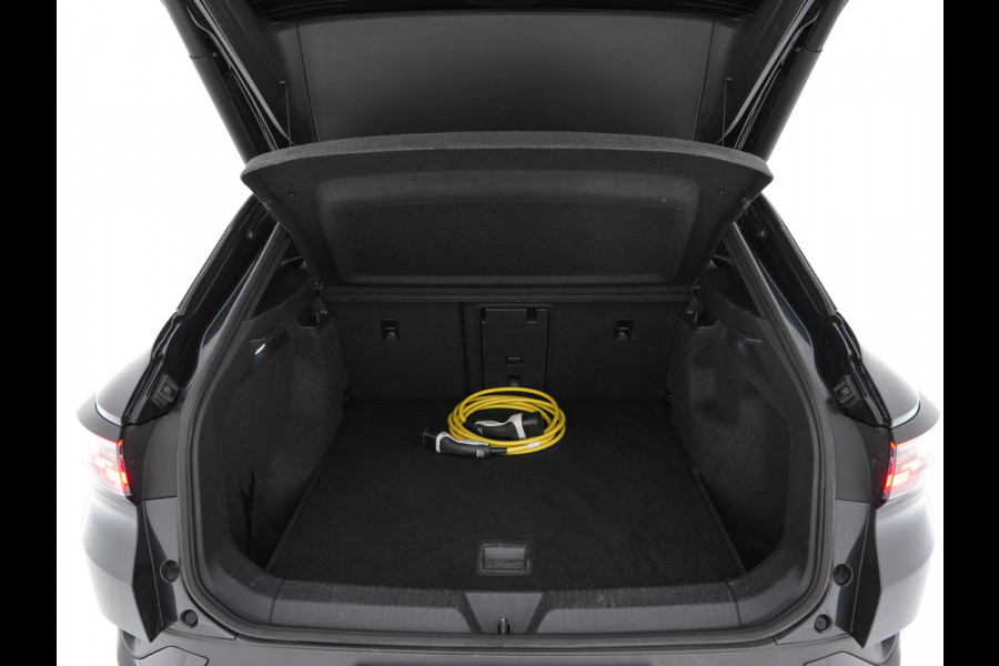 Volkswagen ID.4 First Max 77 kWh [ 3-Fase ] {SOH-81%} (INCL.BTW) Aut. *PANO | HEAD-UP | LEATHER-FABRIC | FULL-LED | MEMORY-PACK | TOP-VIEW | BLIND-SPOT | HEATED-SPORTSEATS | DIGI-COCKPIT | DAB+ | 19''ALU*