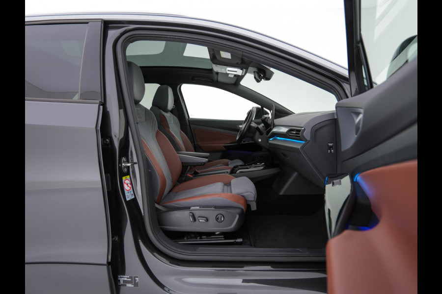 Volkswagen ID.4 First Max 77 kWh [ 3-Fase ] {SOH-81%} (INCL.BTW) Aut. *PANO | HEAD-UP | LEATHER-FABRIC | FULL-LED | MEMORY-PACK | TOP-VIEW | BLIND-SPOT | HEATED-SPORTSEATS | DIGI-COCKPIT | DAB+ | 19''ALU*