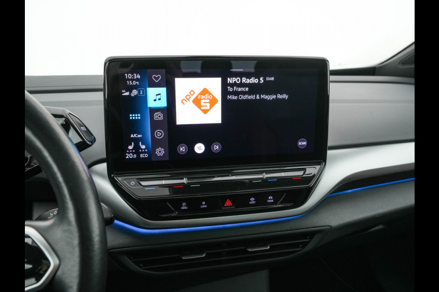 Volkswagen ID.4 First Max 77 kWh [ 3-Fase ] {SOH-81%} (INCL.BTW) Aut. *PANO | HEAD-UP | LEATHER-FABRIC | FULL-LED | MEMORY-PACK | TOP-VIEW | BLIND-SPOT | HEATED-SPORTSEATS | DIGI-COCKPIT | DAB+ | 19''ALU*