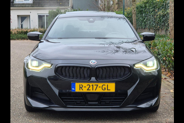 BMW 2 Serie 220i M Sport Coupé 50-jahre Edition Fabrieksgarantie Schuifdak NAP NL CarPlay Camera 100% Dealeronderhouden RIJKLAAR