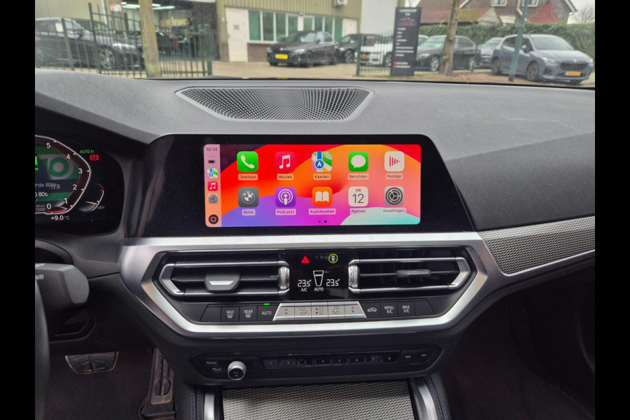 BMW 2 Serie 220i M Sport Coupé 50-jahre Edition Fabrieksgarantie Schuifdak NAP NL CarPlay Camera 100% Dealeronderhouden RIJKLAAR