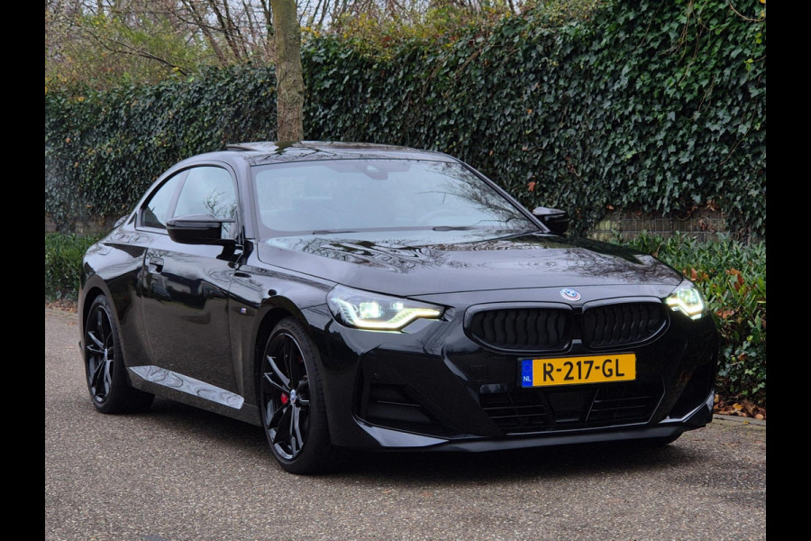 BMW 2 Serie 220i M Sport Coupé 50-jahre Edition Fabrieksgarantie Schuifdak NAP NL CarPlay Camera 100% Dealeronderhouden RIJKLAAR