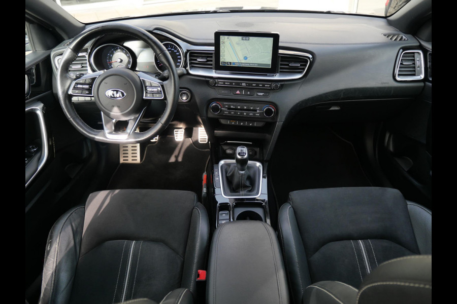 Kia Ceed SW 1.4 T-GDi GT-Line | Schuif-Kanteldak | Trekhaak | Stoelverwarming | LED | Clima | Navi | Camera
