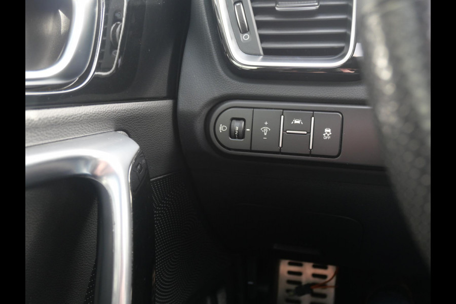 Kia Ceed SW 1.4 T-GDi GT-Line | Schuif-Kanteldak | Trekhaak | Stoelverwarming | LED | Clima | Navi | Camera