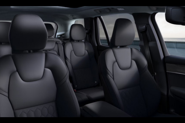 Volvo XC90 T8 455PK Automaat Plug-in hybrid AWD Ultra Bright Luchtvering / Trekhaak / Panoramadak / Google services / Elektrisch bedienbare voorstoelen met geheugen / Stoelverwarming voor en achter