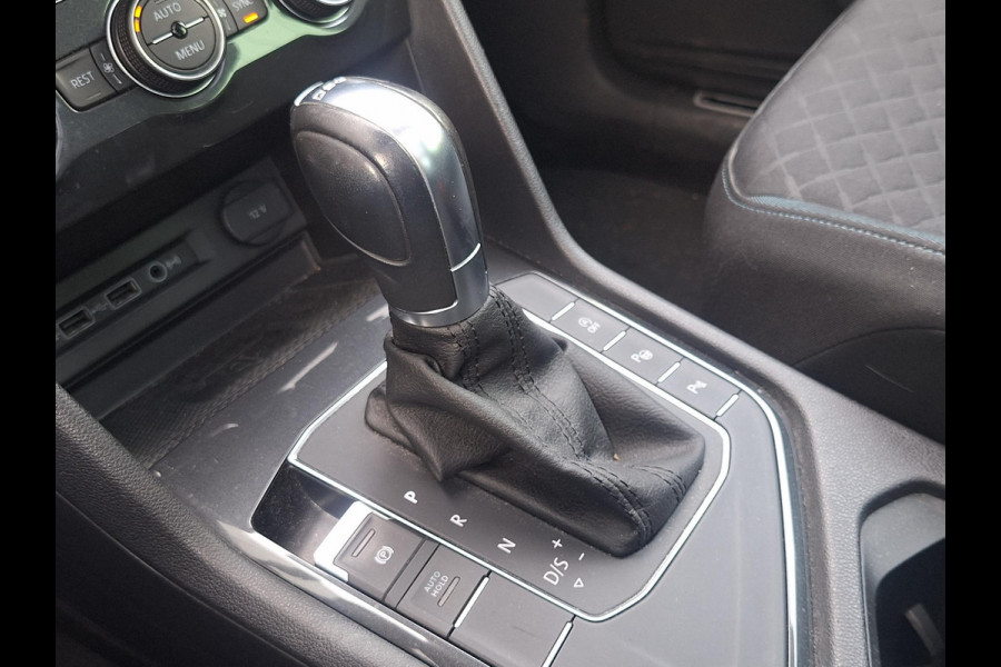 Volkswagen Tiguan 1.5 TSI ACT DSG Highline Business R | Panorama | Climate V+A | Adaptive CC | LED | Navi |