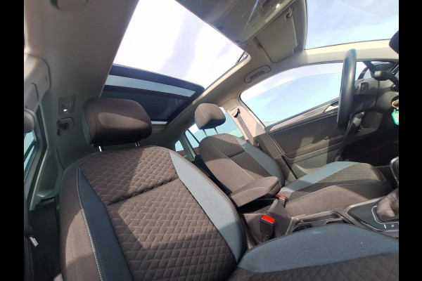 Volkswagen Tiguan 1.5 TSI ACT DSG Highline Business R | Panorama | Climate V+A | Adaptive CC | LED | Navi |