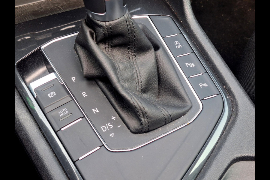 Volkswagen Tiguan 1.5 TSI ACT DSG Highline Business R | Panorama | Climate V+A | Adaptive CC | LED | Navi |