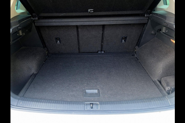 Volkswagen Tiguan 1.5 TSI ACT DSG Highline Business R | Panorama | Climate V+A | Adaptive CC | LED | Navi |