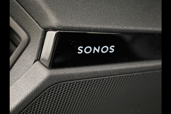 Audi A3 Sportback 45 TFSI e S edition Competition 245pk | Panoramadak | Sonos 3D | Ambient light | Parkeercamere | Adaptieve cruise controle