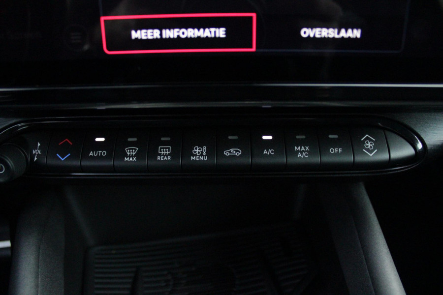 Alfa Romeo junior Alfa Romeo Junior ELETTRICA SPECIALE 156PK 54 kWh | PANORAMISCH SCHUIF/KANTEL DAK | BICOLOR DAK (ZWART DAK) | TECHNOLOGIE PAKKET (O.A. FULL LED ADAPTIVE MATRIX KOPLAMPEN/DODEHOEK DETECTIE/DRAADLOZE TELEFOONLADER/ACHTERUITRIJ CAMERA/PARKEERSENSOREN VOOR, ACHTER,ZIJKANT) | DRAADLOZE APPLE CARPLAY/ANDROID AUTO | CLIMATE CONTROL | ELEKTRISCH BEDIENBARE ACHTERKLEP | STOEL VERWARMING | ELEKTRISCH BEDIENBARE VOORSTOEL | VERKEERSBORDEN HERKENNING | ADAPTIVE CRUISE CONTROL | KEYLESS ENTRY/START |