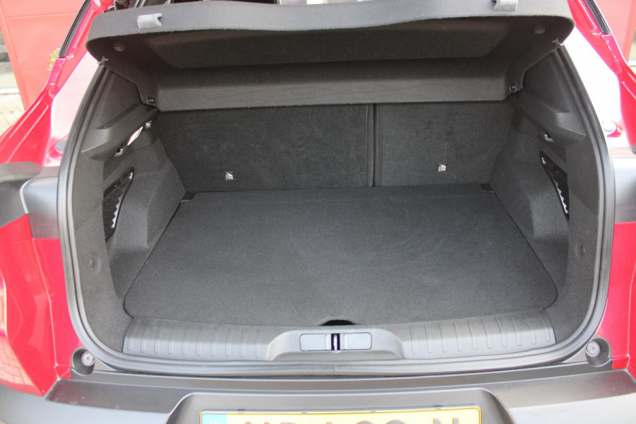 Alfa Romeo junior Alfa Romeo Junior ELETTRICA SPECIALE 156PK 54 kWh | PANORAMISCH SCHUIF/KANTEL DAK | BICOLOR DAK (ZWART DAK) | TECHNOLOGIE PAKKET (O.A. FULL LED ADAPTIVE MATRIX KOPLAMPEN/DODEHOEK DETECTIE/DRAADLOZE TELEFOONLADER/ACHTERUITRIJ CAMERA/PARKEERSENSOREN VOOR, ACHTER,ZIJKANT) | DRAADLOZE APPLE CARPLAY/ANDROID AUTO | CLIMATE CONTROL | ELEKTRISCH BEDIENBARE ACHTERKLEP | STOEL VERWARMING | ELEKTRISCH BEDIENBARE VOORSTOEL | VERKEERSBORDEN HERKENNING | ADAPTIVE CRUISE CONTROL | KEYLESS ENTRY/START |