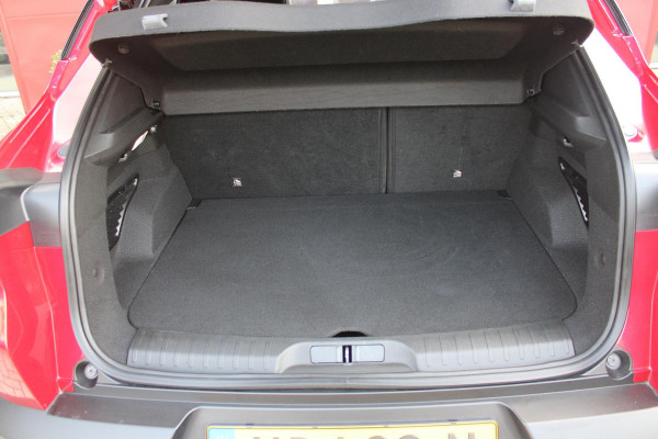 Alfa Romeo junior Alfa Romeo Junior ELETTRICA SPECIALE 156PK 54 kWh | PANORAMISCH SCHUIF/KANTEL DAK | BICOLOR DAK (ZWART DAK) | TECHNOLOGIE PAKKET (O.A. FULL LED ADAPTIVE MATRIX KOPLAMPEN/DODEHOEK DETECTIE/DRAADLOZE TELEFOONLADER/ACHTERUITRIJ CAMERA/PARKEERSENSOREN VOOR, ACHTER,ZIJKANT) | DRAADLOZE APPLE CARPLAY/ANDROID AUTO | CLIMATE CONTROL | ELEKTRISCH BEDIENBARE ACHTERKLEP | STOEL VERWARMING | ELEKTRISCH BEDIENBARE VOORSTOEL | VERKEERSBORDEN HERKENNING | ADAPTIVE CRUISE CONTROL | KEYLESS ENTRY/START |