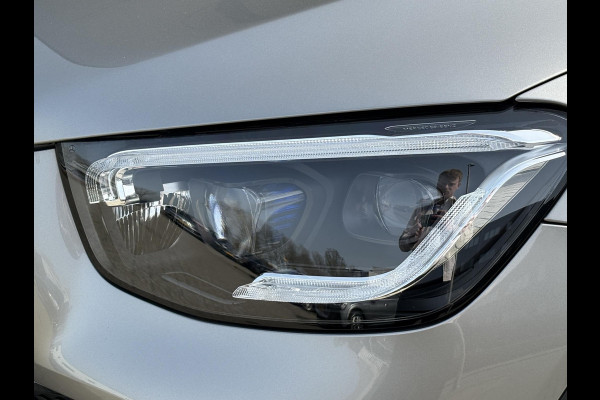Mercedes-Benz GLC 300e 4MATIC Premium Plus | Panoramadak | Trekhaak | Achteruitrijcamera | Stoelverwarming | Half leder |