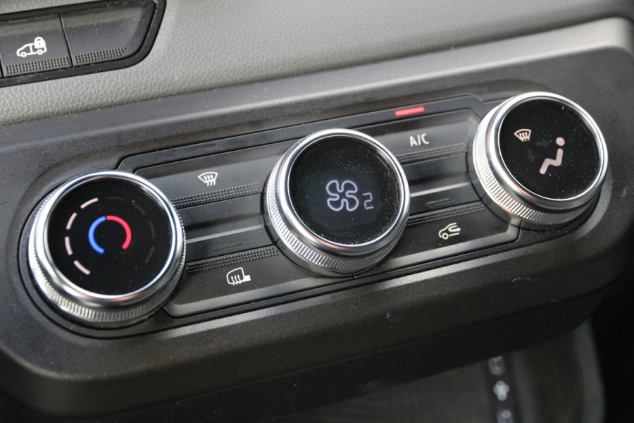 Renault Master 2.0 DCI 130 | L2H2 | Imperiaal | Trekhaak | Camera | Airco..