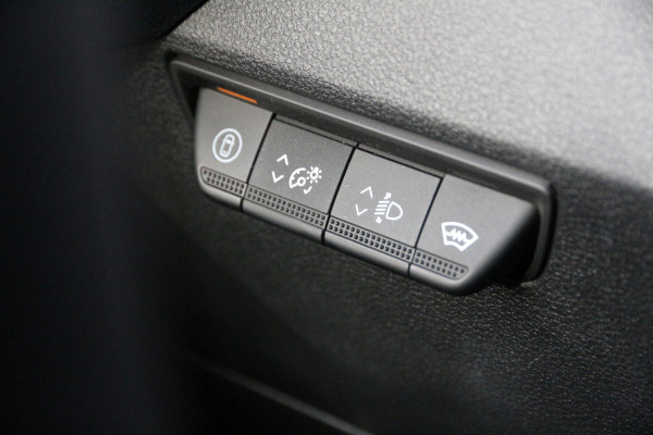 Renault Master 2.0 DCI 130 | L2H2 | Imperiaal | Trekhaak | Camera | Airco..