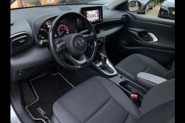 Toyota Yaris Fabrieksgarantie 3-2027 100% dealerond. 1e-eigenaar NAP APK 1-2028 1.5 Hybrid Active Automaat Camera Navi CarPlay