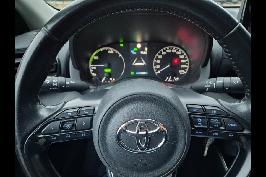 Toyota Yaris Fabrieksgarantie 3-2027 100% dealerond. 1e-eigenaar NAP APK 1-2028 1.5 Hybrid Active Automaat Camera Navi CarPlay