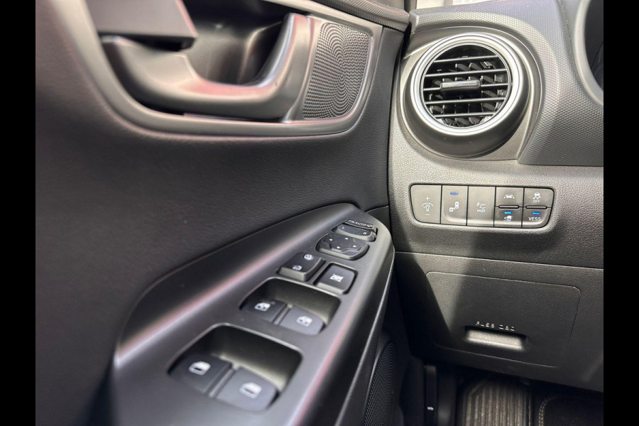 Hyundai Kona EV Premium 64 kWh | SOH: 91.9% | Leder | Blindspot |  LED | Adaptive CC | Two-Tone |