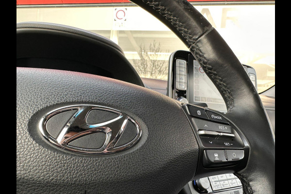 Hyundai Kona EV Premium 64 kWh | SOH: 91.9% | Leder | Blindspot |  LED | Adaptive CC | Two-Tone |