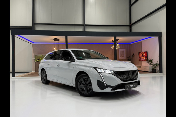 Peugeot 308 130pk Allure Trekhaak Navi, Leer Bekleding, Trekhaak, 360° Camera, ACC, LED Digital Cockpit,