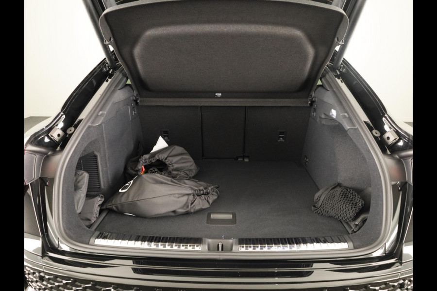 Audi Q3 Sportback S edition e-hybrid 272 pk | Techniek pakket pro | MMI experience pro | OLED achterlichten | Lederen interieur |