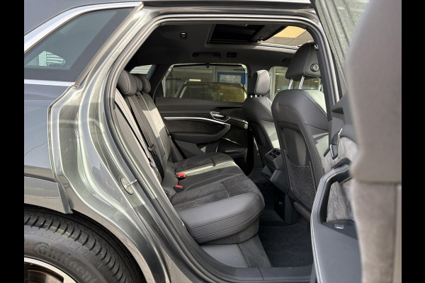 Audi e-tron 55 quattro S edition 95 kWh | Panoramadak | Stoelverwarming | Luchtvering | Memory Seats | ACC | B&O |
