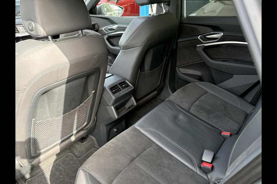 Audi e-tron 55 quattro S edition 95 kWh | Panoramadak | Stoelverwarming | Luchtvering | Memory Seats | ACC | B&O |