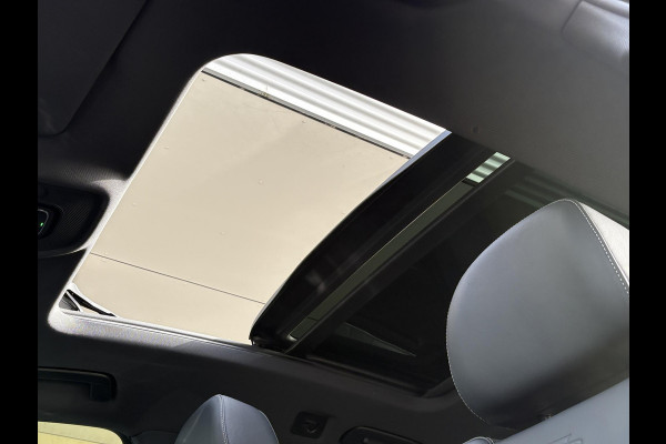 Audi e-tron 55 quattro S edition 95 kWh | Panoramadak | Stoelverwarming | Luchtvering | Memory Seats | ACC | B&O |