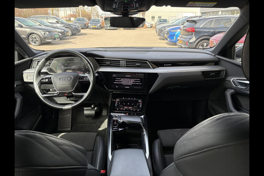Audi e-tron 55 quattro S edition 95 kWh | Panoramadak | Stoelverwarming | Luchtvering | Memory Seats | ACC | B&O |