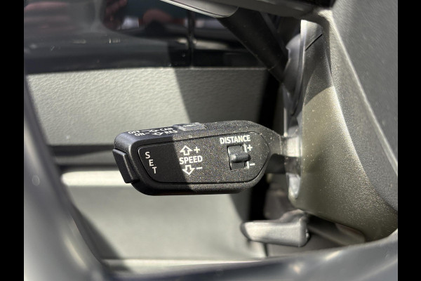 Audi e-tron 55 quattro S edition 95 kWh | Panoramadak | Stoelverwarming | Luchtvering | Memory Seats | ACC | B&O |