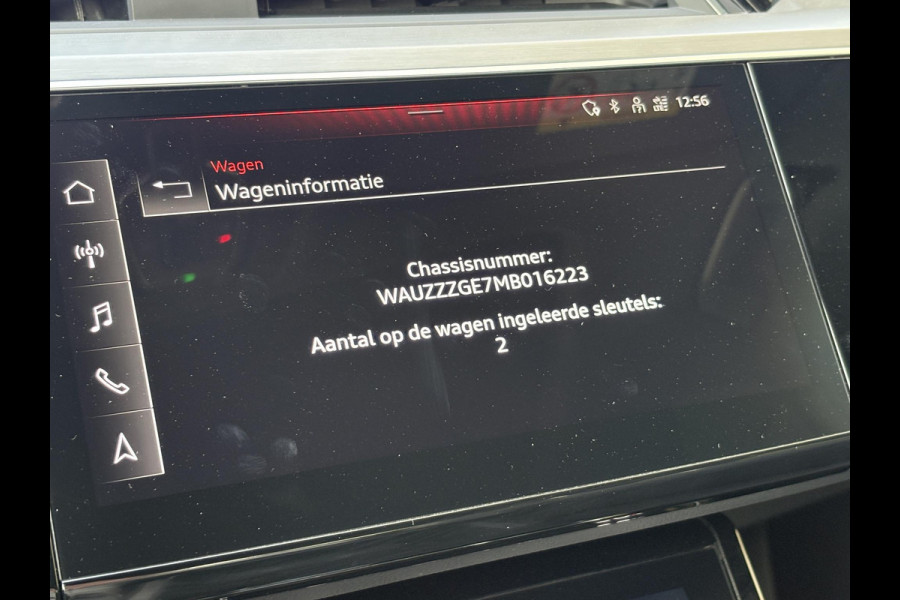 Audi e-tron 55 quattro S edition 95 kWh | Panoramadak | Stoelverwarming | Luchtvering | Memory Seats | ACC | B&O |