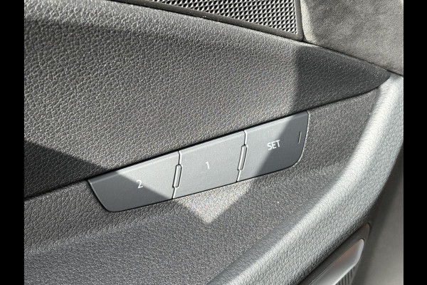Audi e-tron 55 quattro S edition 95 kWh | Panoramadak | Stoelverwarming | Luchtvering | Memory Seats | ACC | B&O |