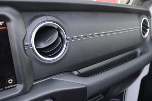 Jeep Wrangler Unlimited 4xe 380PK SAHARA OVERLAND | TRAILRATED | NAVIGATIE | APPLE CARPLAY/ANDROID AUTO | ACHTER/VOOR CAMERA | UITNEEMBARE DAKPLATEN | HARDTOP IN KLEUR | LEDEREN BEKLEDING | STOEL/STUUR VERWARMING | LED KOPLAMPEN | ADAPTIVE CRUISE CONTROL | TREE PLANKEN | HARD WHEELCOVER |