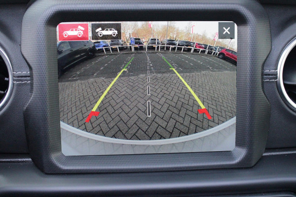 Jeep Wrangler Unlimited 4xe 380PK SAHARA OVERLAND | TRAILRATED | NAVIGATIE | APPLE CARPLAY/ANDROID AUTO | ACHTER/VOOR CAMERA | UITNEEMBARE DAKPLATEN | HARDTOP IN KLEUR | LEDEREN BEKLEDING | STOEL/STUUR VERWARMING | LED KOPLAMPEN | ADAPTIVE CRUISE CONTROL | TREE PLANKEN | HARD WHEELCOVER |